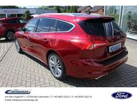 Gebraucht Ford Focus Vignale 120 PS (88 kW) 2018 Rot Kombi