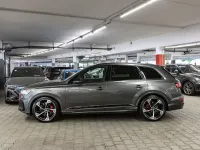 Gebraucht Audi SQ7 Competition 507 PS (372 kW) 2023 Daytonagrau perleffekt SUV