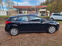 Gebraucht Ford Focus 101 PS (74 kW) 2016 Schwarz Limousine