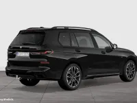 Gebraucht BMW X7 M Sport 352 PS (258 kW) 2026 Schwarz SUV