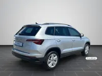 Gebraucht Skoda Karoq Selection 150 PS (110 kW) 2025 Brillantsilber metallic (metallic) SUV