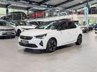 Usata Opel Corsa-e 100 kW (136 CV) 2022 Bianco Utilitaria