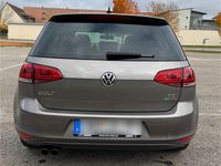 Gebraucht VW Golf VII Highline 122 PS (89 kW) 2014 Grau Limousine