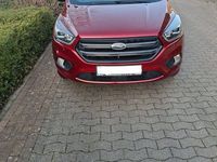 Gebraucht Ford Kuga ST-Line 179 PS (131 kW) 2017 Rot SUV