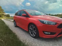 Usata Ford Focus ST-Line 150 CV (110 kW) 2018 Rosso Station wagon