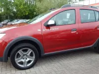 Gebraucht Dacia Sandero Prestige 95 PS (69 kW) 2019 Fusionrot Kleinwagen