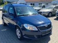 Gebraucht Skoda Roomster Plus Edition 75 PS (55 kW) 2013 Blau Van / Kleinbus