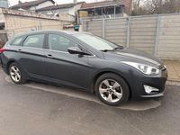Gebraucht Hyundai i40 Premium 136 PS (100 kW) 2015 Grau Kombi