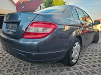Usata Mercedes C220 170 CV (125 kW) 2007 Grigio Berlina