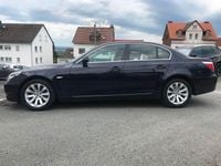 Gebraucht BMW 523 Exclusive 190 PS (139 kW) 2008 Blau Limousine