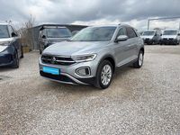 Gebraucht VW T-Roc Style 116 PS (85 kW) 2025 Pyritsilber (metallic) SUV