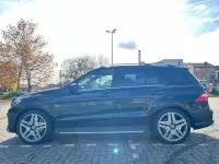 Gebraucht Mercedes ML63 AMG AMG 525 PS (386 kW) 2012 Schwarz SUV