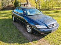 Używany Opel Omega 170 KM (125 kW) 1999 Niebieski Sedan/Limuzyna