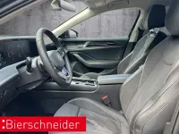 Gebraucht VW Passat Elegance 150 PS (110 kW) 2024 Schwarz Kombi
