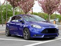 Gebraucht Ford Focus ST 250 PS (183 kW) 2012 Blau Limousine