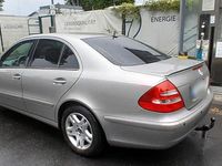 Gebraucht Mercedes E200 163 PS (119 kW) 2004 Braun Limousine