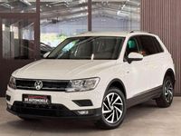Gebraucht VW Tiguan Sound 150 PS (110 kW) 2017 Deep black perleffekt SUV