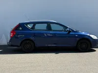 Gebraucht Kia Ceed Sportswagon EX 109 PS (80 kW) 2009 Blau Kombi