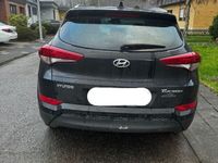 gebraucht Hyundai Tucson blue 1.6 GDi 2WD Intro Edition