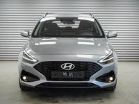 Neu Hyundai i30 2026 Shimmering silver metallic () Kombi
