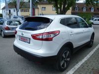 Gebraucht Nissan Qashqai 360º 110 PS (80 kW) 2015 Weiß metallic SUV