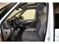 Gebraucht VW T7 Life 150 PS (110 kW) 2024 Candyweiß Van