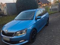 Gebraucht Skoda Fabia Joy 105 PS (77 kW) 2016 Blau Kombi
