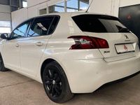 Gebraucht Peugeot 308 Style 131 PS (96 kW) 2021 Weiß Limousine