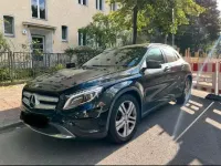 Gebraucht Mercedes GLA200 156 PS (114 kW) 2017 Schwarz SUV