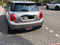 Usado Mini ONE 102 HP (75 kW) 2017 Prateado Citadino