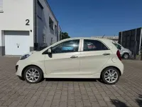 Gebraucht Kia Picanto FIFA World Cup Edition 69 PS (50 kW) 2013 Milky beige met. Kleinwagen