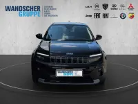 Neu Jeep Avenger Altitude 101 PS (74 kW) 2025 Schwarzschwarz SUV