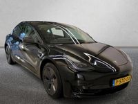 Gebraucht Tesla Model 3 Standard Range 225 kW (306 PS) 2022 Schwarz Limousine