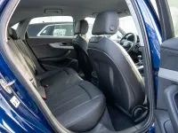 Używany Audi A4 Ambiente 190 KM (139 kW) 2019 Niebieski Sedan/Limuzyna