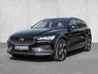 Gebraucht Volvo V60 CC Plus 197 PS (144 kW) 2023 Black solid ´stone´ / solid Kombi