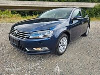 Gebraucht VW Passat Trendline 122 PS (89 kW) 2014 Blau Limousine