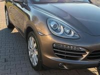 Gebraucht Porsche Cayenne 275 PS (202 kW) 2010 Braun SUV