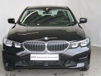 gebraucht BMW 318 iA Lim. Advantage LiveCockp.Klimaaut.PDC.SHZ