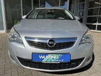 Gebraucht Opel Astra Selection 95 PS (69 kW) 2011 Silber Kombi