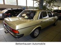 gebraucht Mercedes 200 W123 91.000 KM SSD AHK / NEU Classic Data