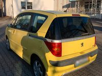 Gebraucht Peugeot 1007 109 PS (80 kW) 2005 Gelb Van / Kleinbus