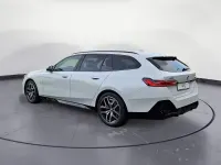 Używany BMW 520 Performance 197 KM (144 kW) 2026 Biały Kombi