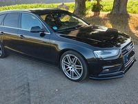 Używany Audi A4 Ambition 170 KM (125 kW) 2012 Czarny Kombi