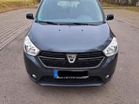 Gebraucht Dacia Lodgy Comfort 102 PS (75 kW) 2019 Blau Van / Kleinbus