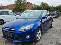 Gebraucht Ford Focus Ambiente 101 PS (74 kW) 2014 Blau Limousine
