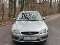 Brugt Ford Focus Ghia 101 HK (74 kW) 2005 Grå Hatchback