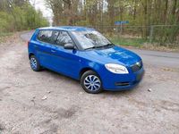 Gebraucht Skoda Fabia Classic 60 PS (44 kW) 2009 Blau Limousine