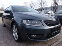 gebraucht Skoda Octavia 2.0 TDI Style ACC B Xenon Navigation LED