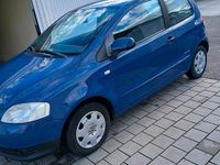 Gebraucht VW Fox 54 PS (39 kW) 2009 Blau Kleinwagen