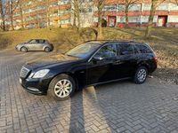Gebraucht Mercedes E250 204 PS (150 kW) 2011 Schwarz Kombi